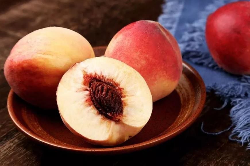 桃子是凉性还是热性 桃子是凉性还是热性月经周期能吃吗(图1)