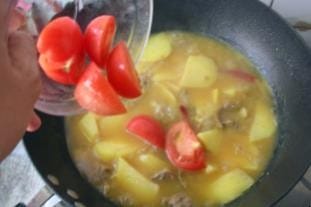 家常咖喱牛肉土豆家常做法 如何做咖喱牛肉土豆(图8)