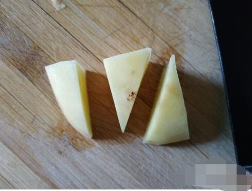 土豆切块怎么切四方块 土豆切块怎么切片(图10)