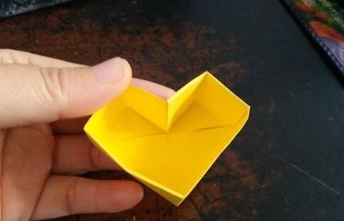 爱心盒子的折法视频教程 怎样折爱心盒子(图10)