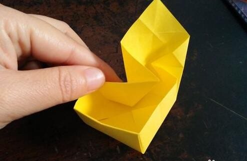 爱心盒子的折法视频教程 怎样折爱心盒子(图9)