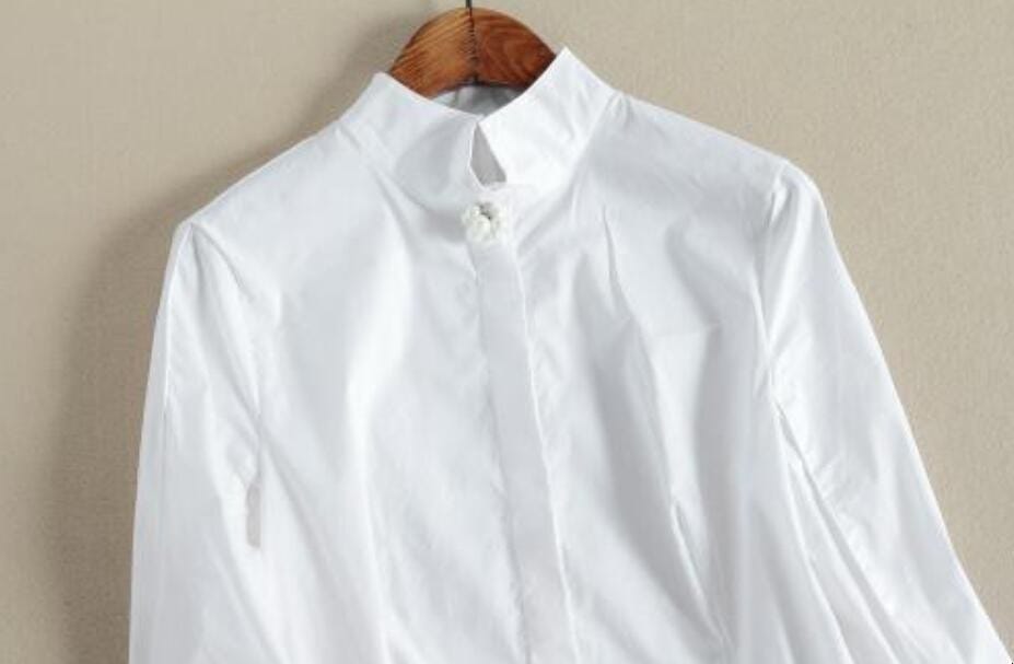 咖啡弄到白色衬衫上怎么去掉 衬衫染上咖啡怎么办(图1)
