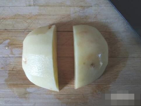 土豆切块怎么切四方块 土豆切块怎么切片(图7)