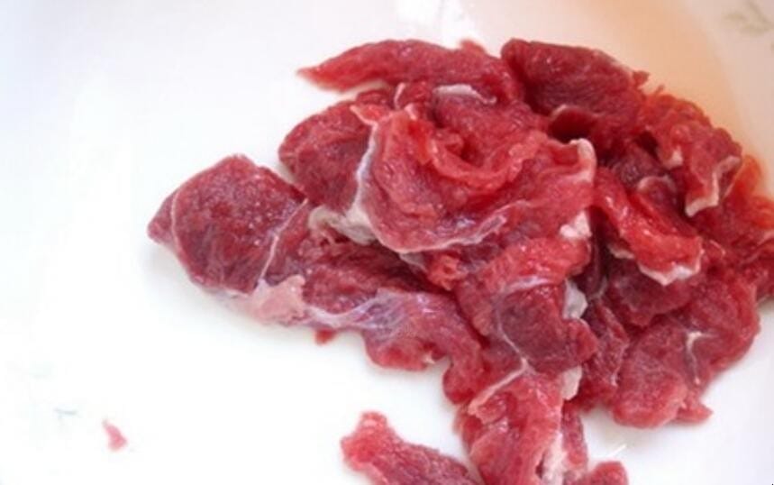 铁板牛肉如何做 铁板牛肉的做法家常(图2)