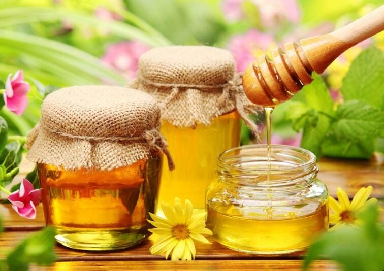 蜂蜜洗脸的好处及危害是什么 蜂蜜洗脸的好处与坏处(图1)