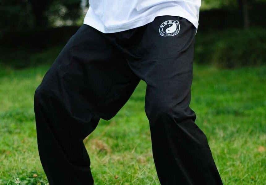 纯棉黑色衣服怎么才能让它不褪色呢 纯棉黑色衣服怎么才能让它不褪色变色(图1) 纯棉黑色衣服怎么才能让它不褪色呢 纯棉黑色衣服怎么才能让它不褪色变色(图1)