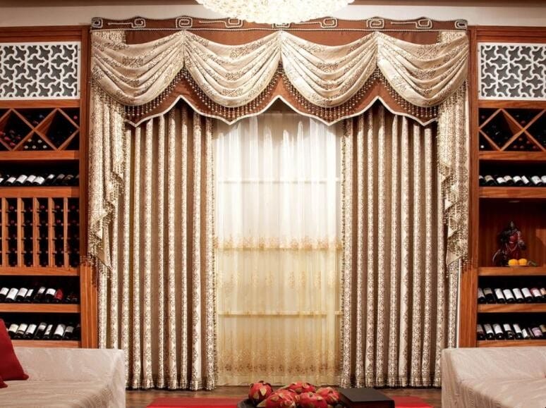 客厅窗帘颜色怎么搭配好看效果图 客厅窗帘颜色搭配技巧(图1)