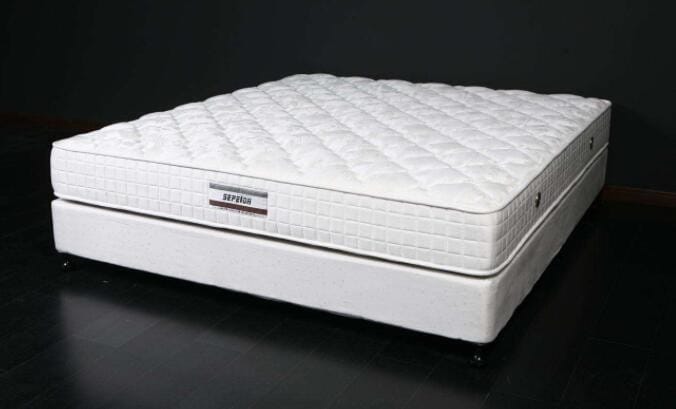弹簧床垫还是乳胶床垫 乳胶床垫还是弹簧床垫(图1)