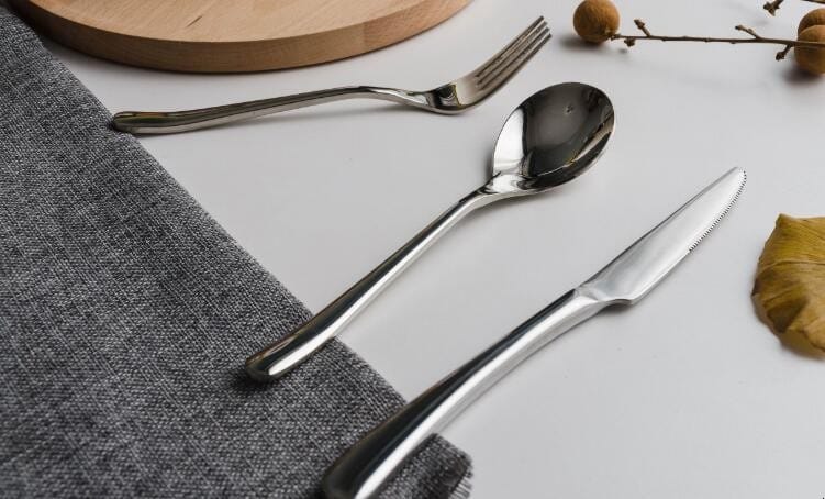 餐具用什么不锈钢料比较好 买不锈钢餐具哪种不锈钢材料好(图1)