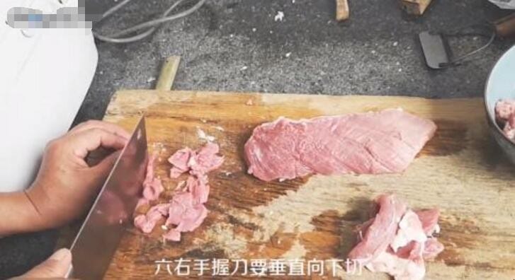 猪肉怎么切比较嫩 猪肉炒菜怎么切块(图6)