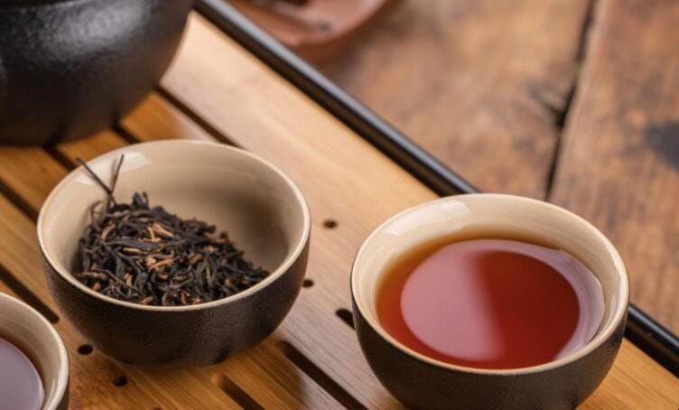 红茶是酸性还是碱性食物 红茶是热性还是凉性(图1)