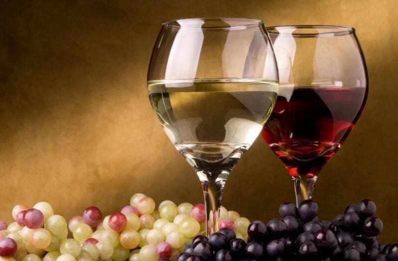 干红和红葡萄酒有区别吗 干红和红葡萄酒哪个口感好(图1)