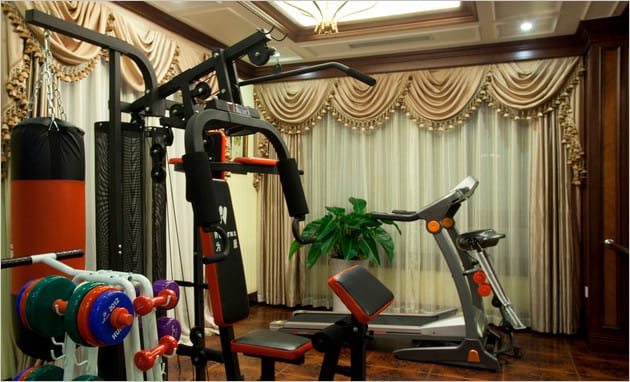 健身房如何做高强度有氧运动-健身