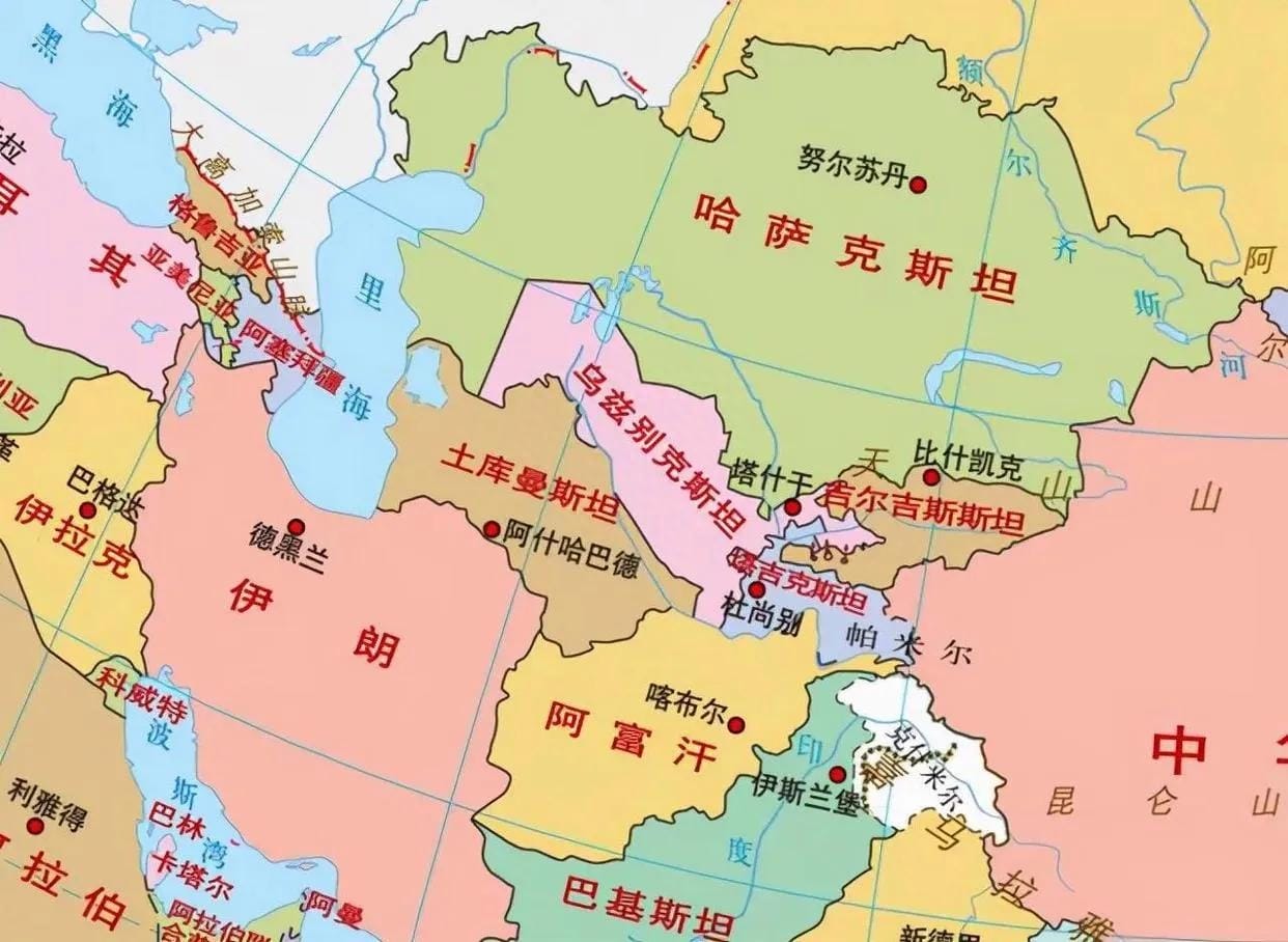 乌兹别克斯坦属于俄罗斯吗 乌兹别克斯坦是小国吗(图1)