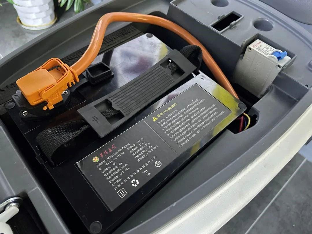 铅酸电池锂电电池区别 铅酸电池锂电电池哪个好(图1)