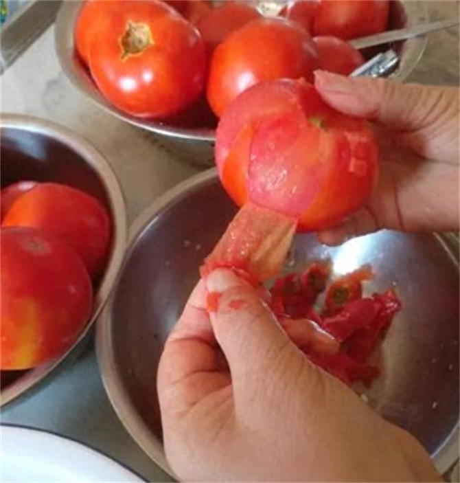 西红柿怎么去皮快?教你做 西红柿怎么去皮快?教你做好吃(图3)