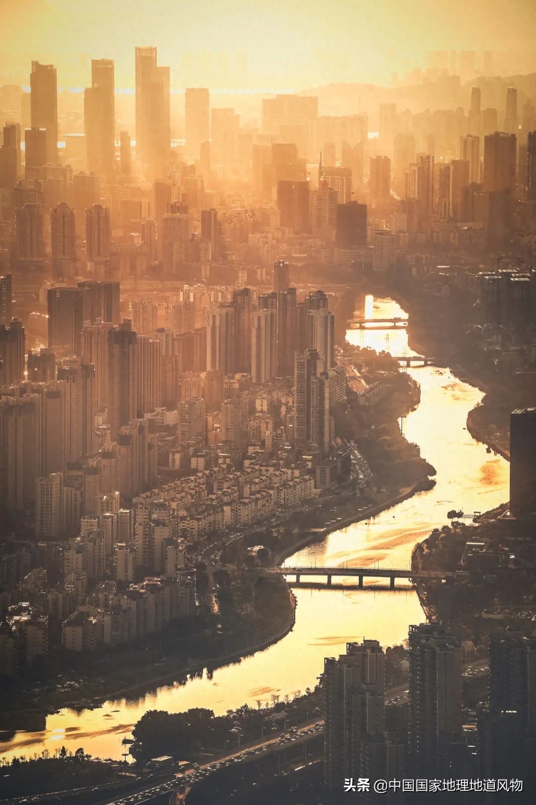 福州繁华还是厦门繁华 最烂的省会城市(图12)