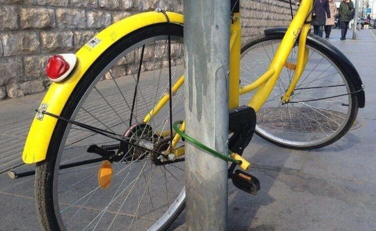 自行车锁钥匙丢了怎么打开
