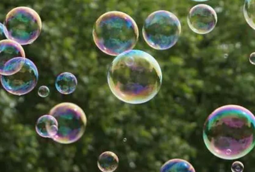 泡泡水形成原因是什么 泡泡水是什么做出来的(图1)