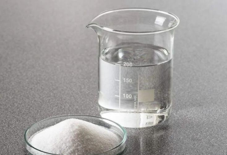 食盐水能代替生理盐水吗 食盐水能代替生理盐水吗?(图1)